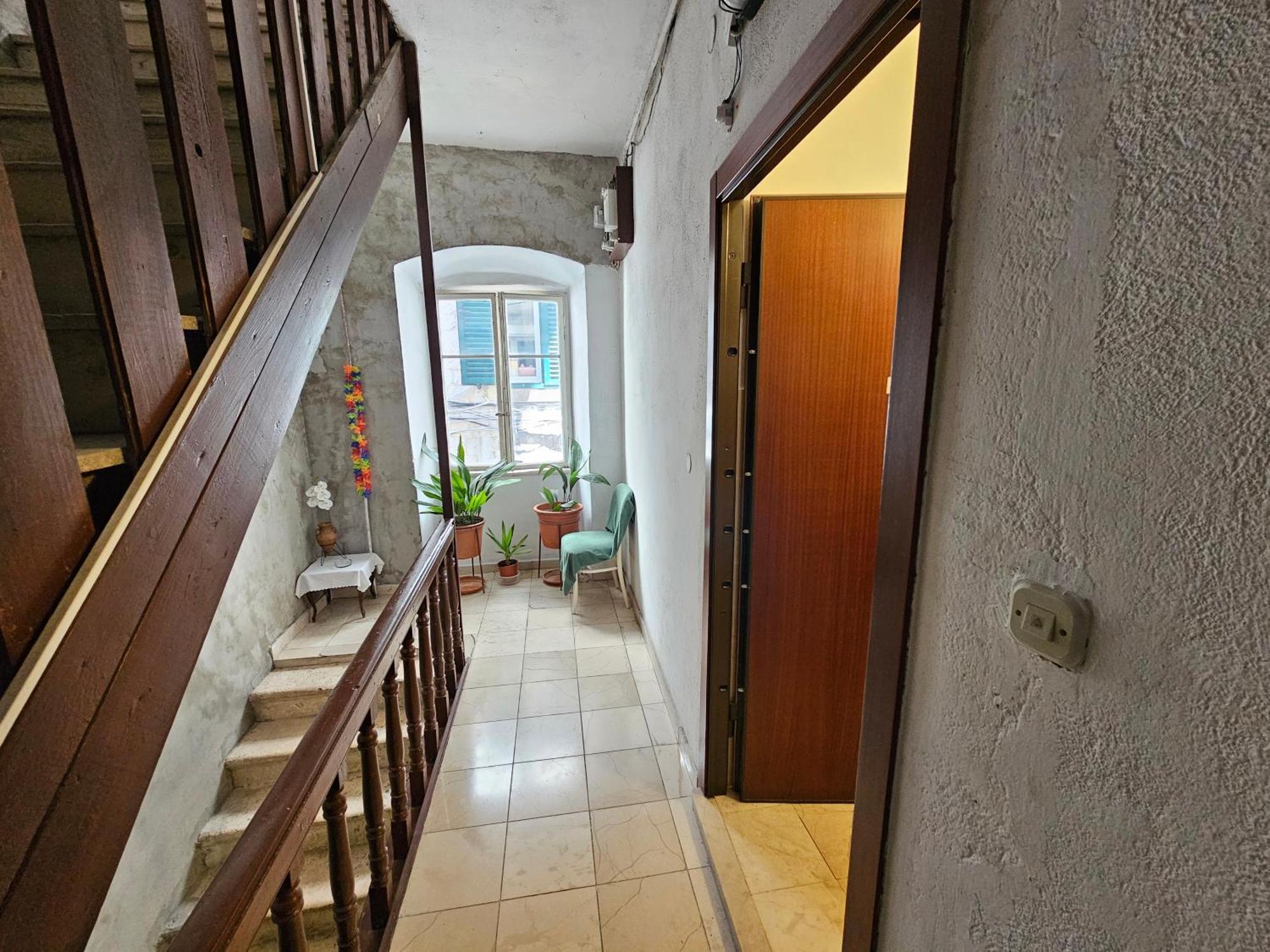Center Room D16 In The Ancient Roman Palace Split Exterior photo
